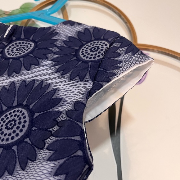 Floral Patterned Kids Dress - Picture 5 of 5